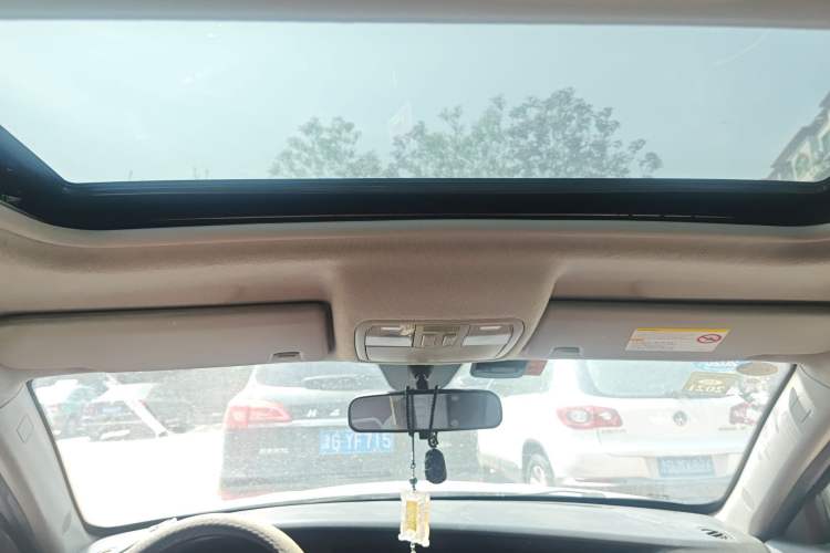 Used BAIC Senova D50 2014 1.5L manual comfort version Headliner