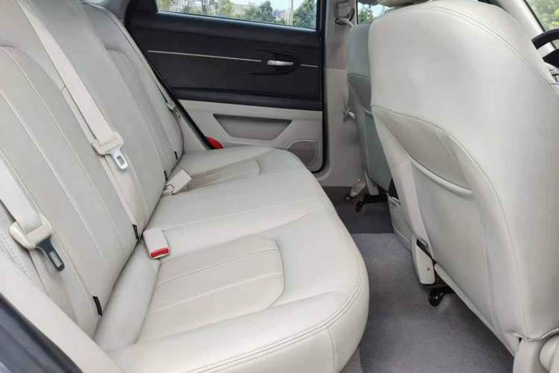 Used BAIC Senova D50 2014 1.5L manual comfort version Interior 3