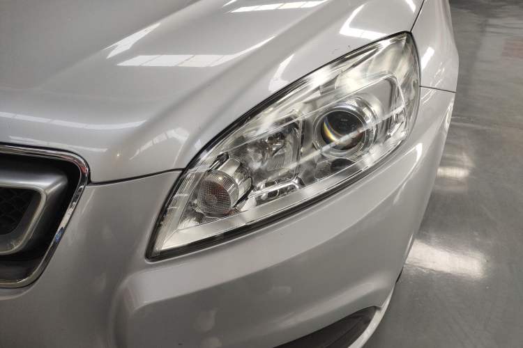Used BAIC Senova D50 2014 1.5L manual standard version Left Front Headlight