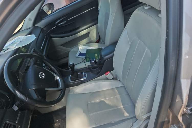 Used BAIC Senova D50 2014 1.5L manual comfort version Left Front Seat