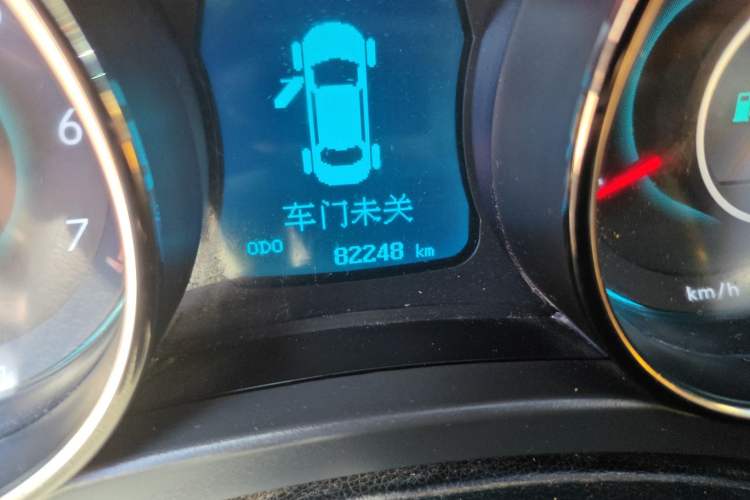Used BAIC Senova D50 2014 1.5L manual comfort version Odometer Close Up