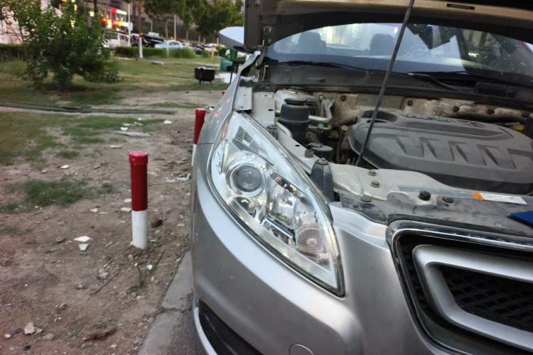 Used BAIC Senova D50 2014 1.5L manual standard version Right Front Headlight