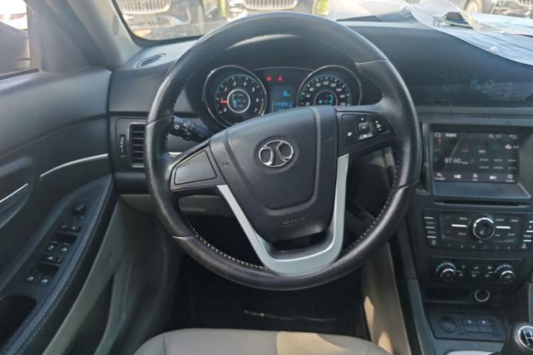 Used BAIC Senova D50 2014 1.5L manual comfort version Steering Wheel
