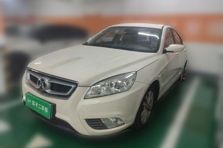 Used BAIC Senova D50 2014 1.5L manual comfort version Guazi used car, China used car export, Used car for sale, Used  cars, Cheapest cars for sale