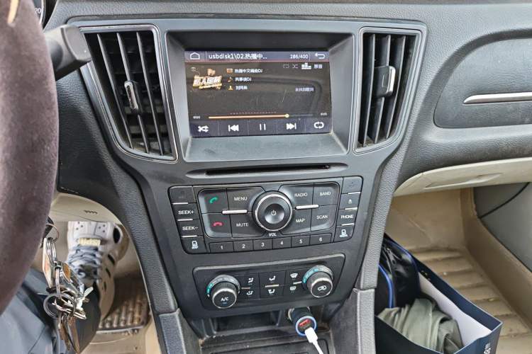 Used BAIC Senova D50 2014 1.5L manual comfort version Audio And AC Panel