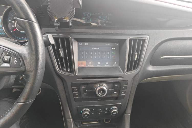 Used BAIC Senova D50 2014 1.5L manual comfort version Audio And AC Panel