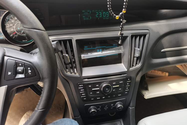 Used BAIC Senova D50 2014 1.5L manual comfort version Audio And AC Panel