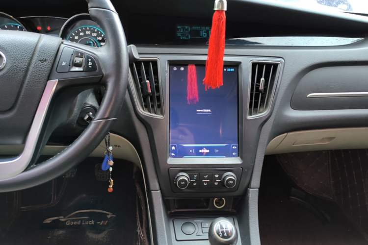 Used BAIC Senova D50 2014 1.5L manual comfort version Audio And AC Panel
