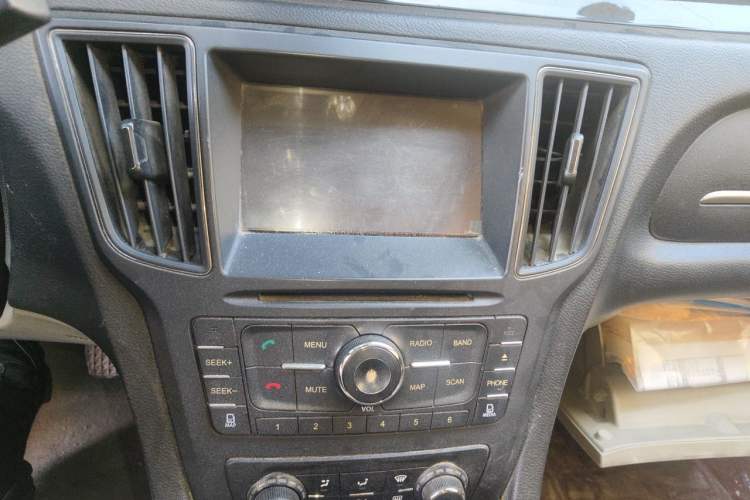 Used BAIC Senova D50 2014 1.5L manual comfort version Audio And AC Panel