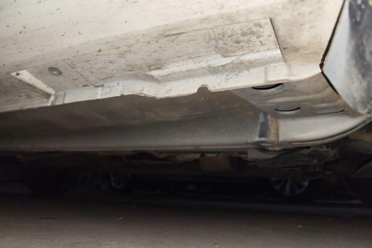 Used BAIC Senova D50 2014 1.5L manual standard version Chassis Front Right