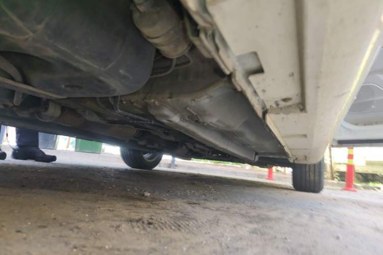 Used BAIC Senova D50 2014 1.5L manual comfort version Chassis Rear Right