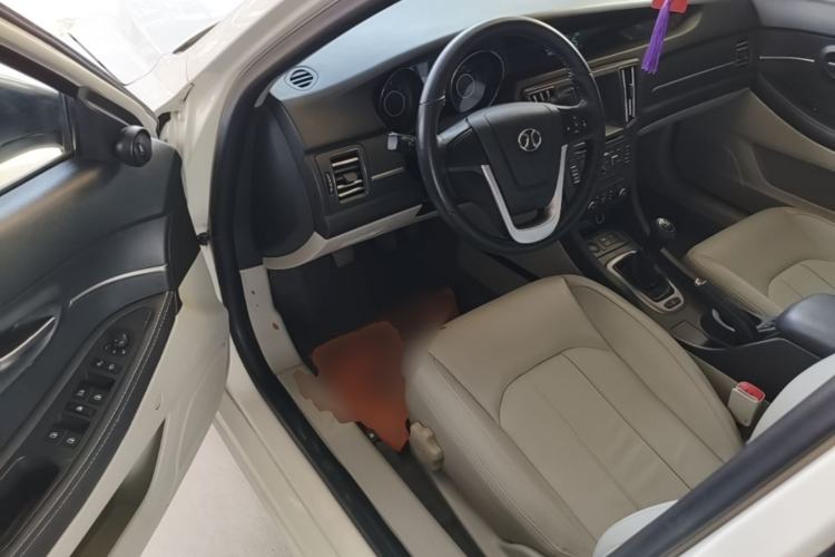 Used BAIC Senova D50 2014 1.5L manual comfort version Driver Seat