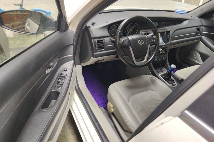 Used BAIC Senova D50 2014 1.5L manual comfort version Driver Seat