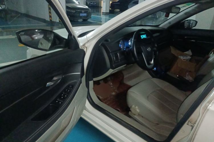 Used BAIC Senova D50 2014 1.5L manual comfort version Driver Seat