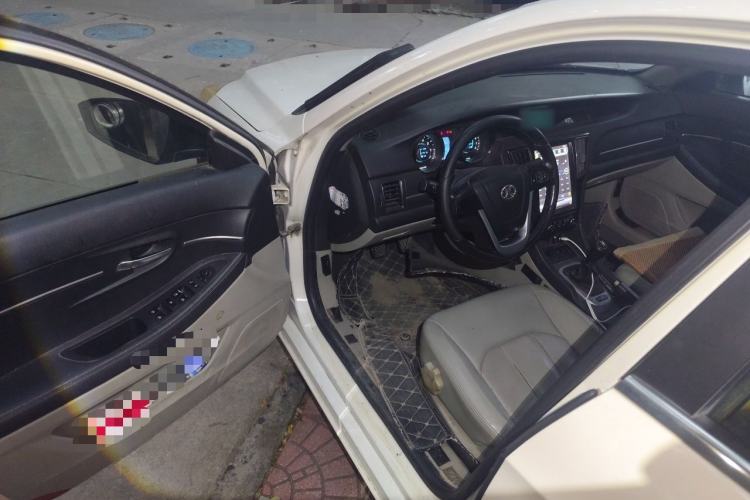 Used BAIC Senova D50 2014 1.5L manual comfort version Driver Seat