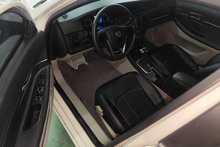 Used BAIC Senova D50 2014 1.5L CVT Standard Edition Driver Seat