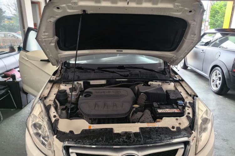 Used BAIC Senova D50 2014 1.5L CVT Standard Edition Engine Bay