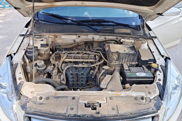 Used BAIC Senova D50 2014 1.5L manual comfort version Engine Bay