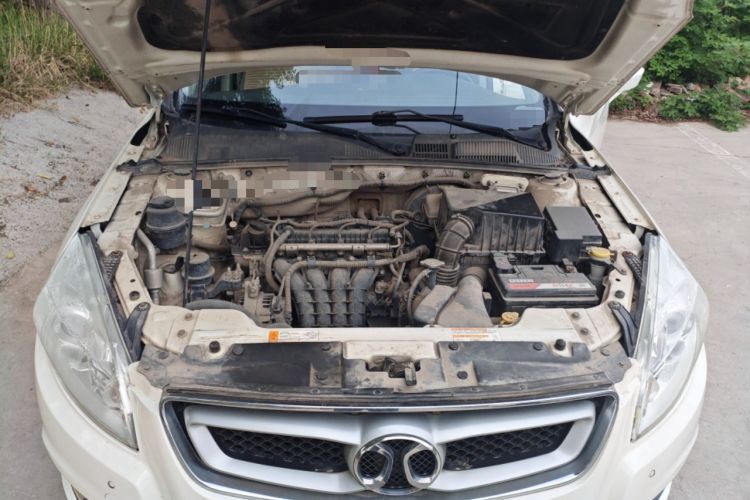 Used BAIC Senova D50 2014 1.5L manual comfort version Engine Bay