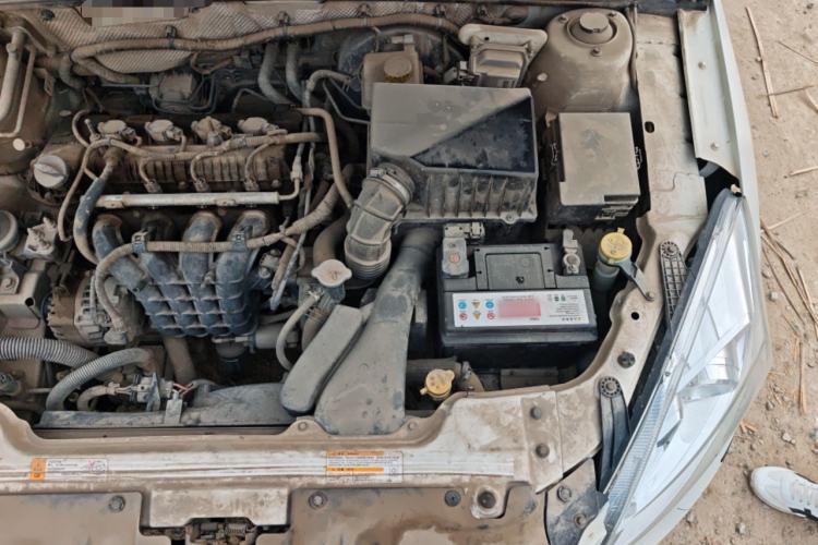 Used BAIC Senova D50 2014 1.5L manual comfort version Engine Bay Left