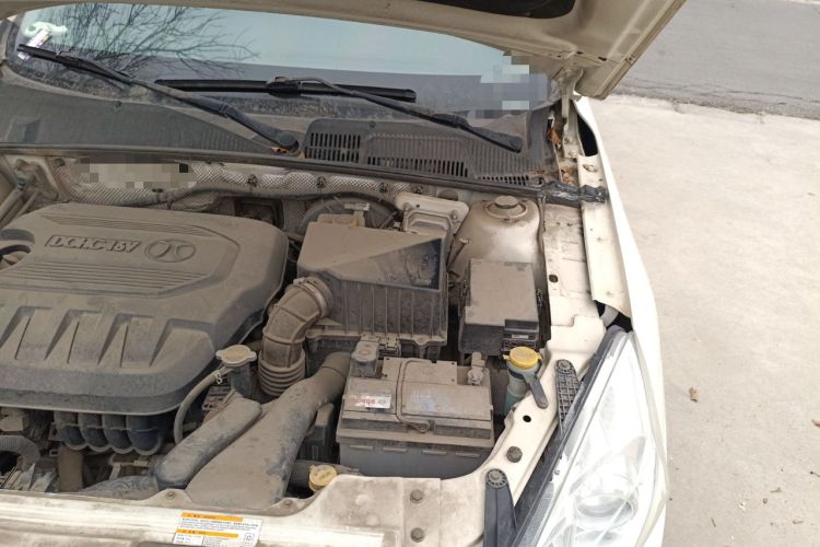 Used BAIC Senova D50 2014 1.5L manual standard version Engine Bay Left