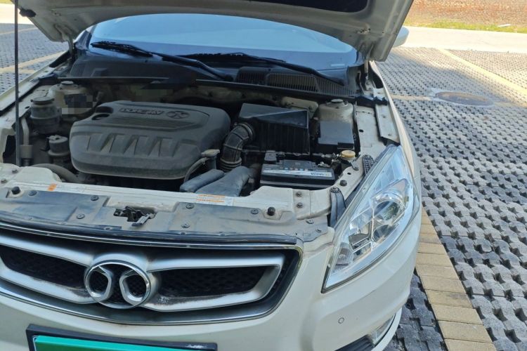 Used BAIC Senova D50 2014 1.5L manual comfort version Engine Bay Left