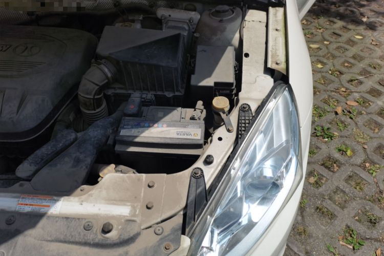 Used BAIC Senova D50 2014 1.5L manual comfort version Engine Bay Left