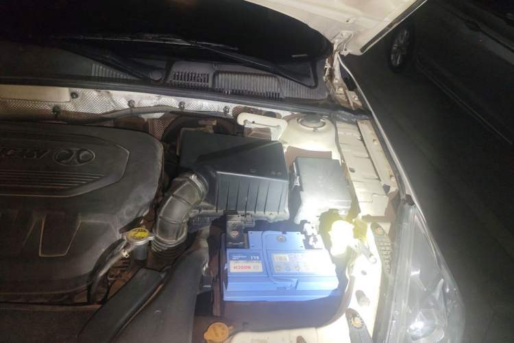Used BAIC Senova D50 2014 1.5L manual standard version Engine Bay Left