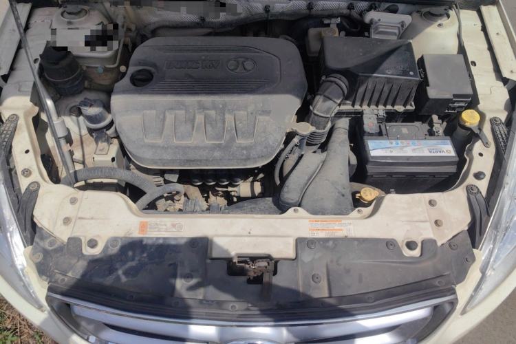 Used BAIC Senova D50 2014 1.5L manual comfort version Engine Bay