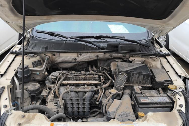 Used BAIC Senova D50 2014 1.5L manual comfort version Engine Bay