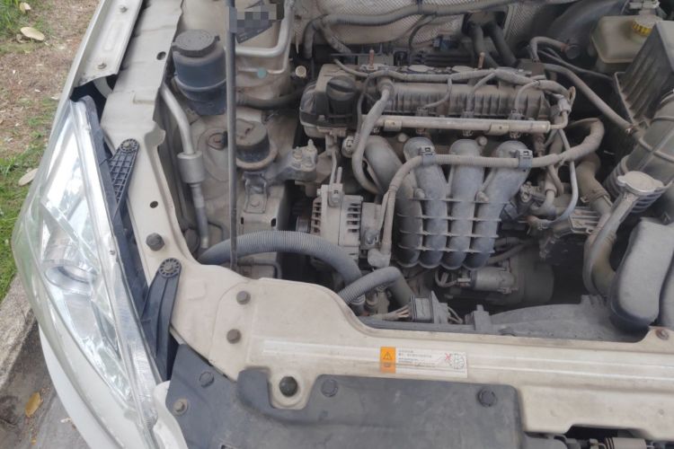 Used BAIC Senova D50 2014 1.5L manual comfort version Engine Bay Right