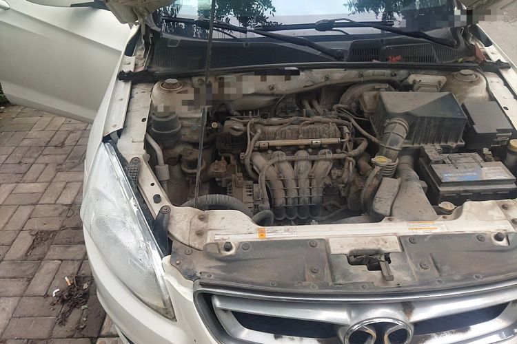 Used BAIC Senova D50 2014 1.5L manual standard version Engine Bay Right