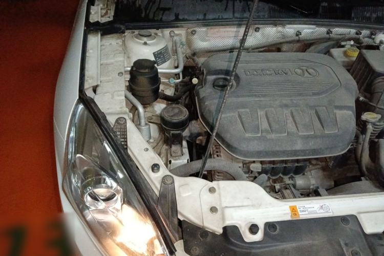 Used BAIC Senova D50 2014 1.5L manual comfort version Engine Bay Right