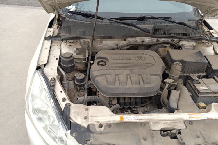 Used BAIC Senova D50 2014 1.5L manual standard version Engine Bay Right