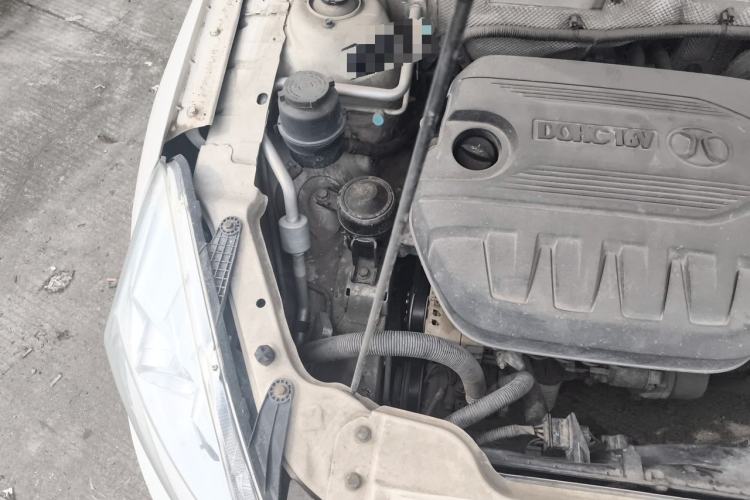 Used BAIC Senova D50 2014 1.5L manual comfort version Engine Bay Right