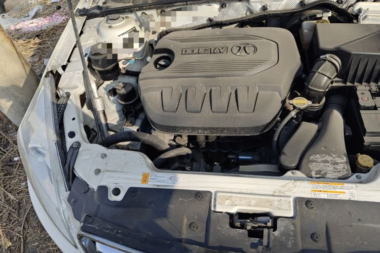 Used BAIC Senova D50 2014 1.5L manual comfort version Engine Bay Right