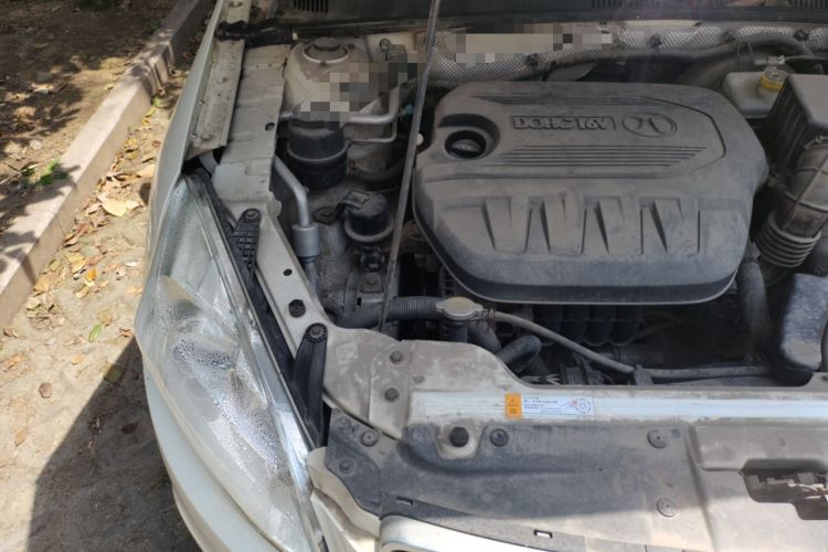 Used BAIC Senova D50 2014 1.5L manual comfort version Engine Bay Right