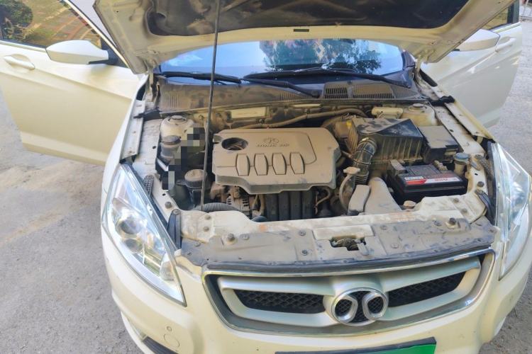 Used BAIC Senova D50 2014 1.5L manual comfort version Engine Bay Right