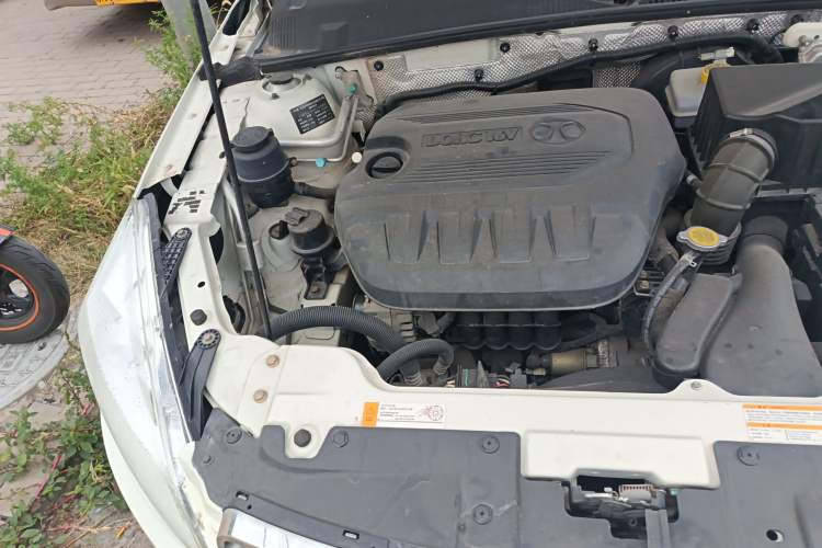 Used BAIC Senova D50 2014 1.5L manual standard version Engine Bay Right