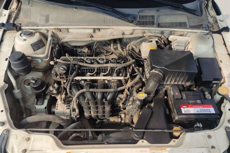 Used BAIC Senova D50 2014 1.5L CVT Standard Edition Engine Bay