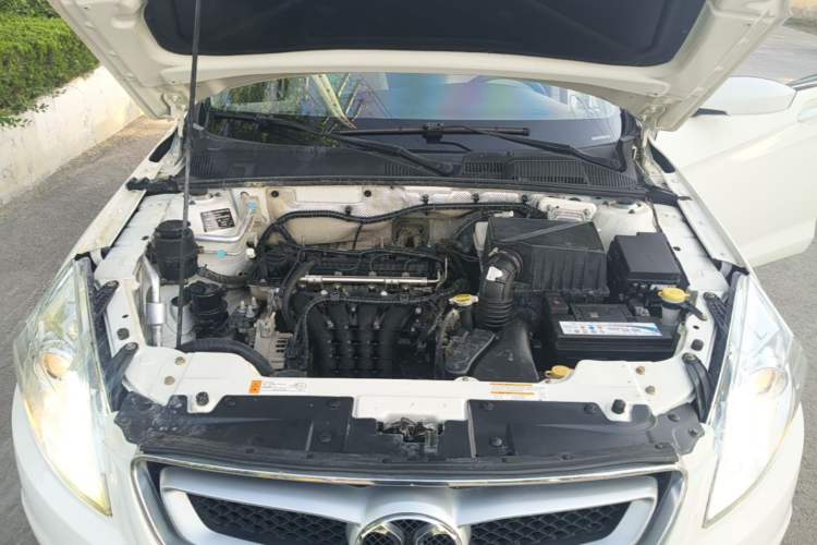 Used BAIC Senova D50 2014 1.5L manual comfort version Engine Bay