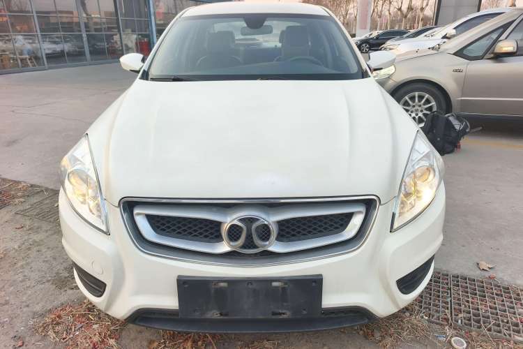Used BAIC Senova D50 2014 1.5L manual standard version Exterior 1