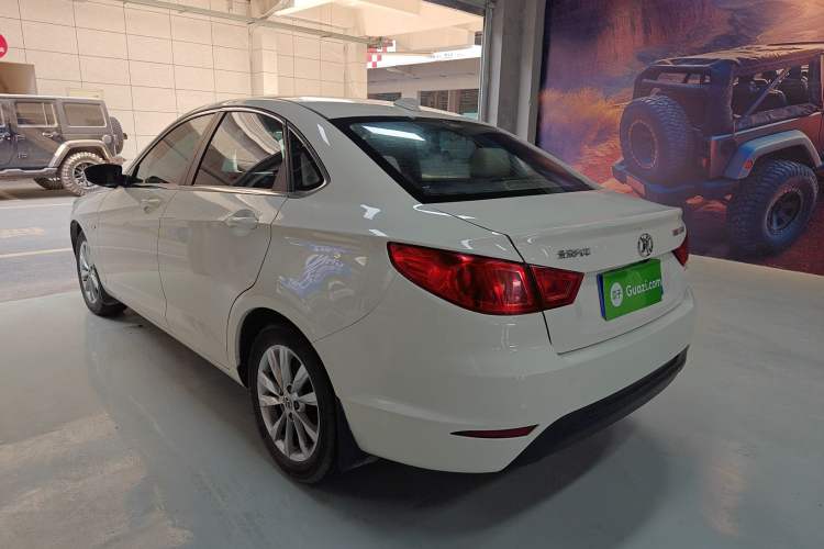 Used BAIC Senova D50 2014 1.5L manual comfort version Exterior 6