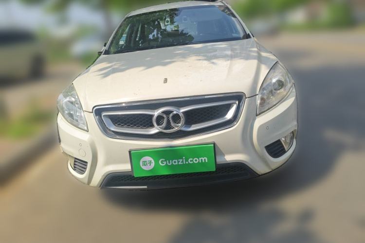 Used BAIC Senova D50 2014 1.5L manual comfort version Front