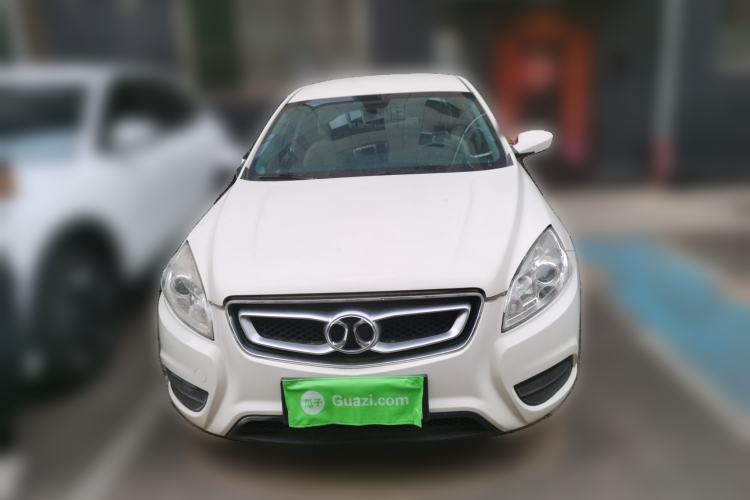Used BAIC Senova D50 2014 1.5L manual standard version Front