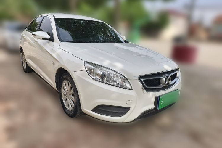 Used BAIC Senova D50 2014 1.5L manual standard version Front Right 45 Deg