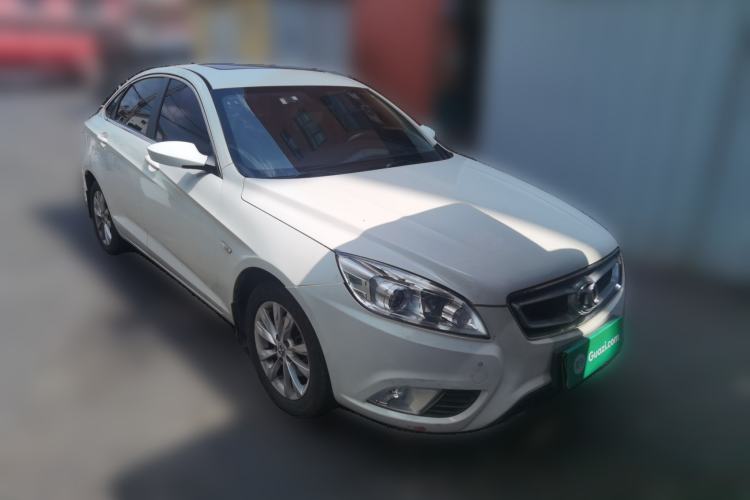 Used BAIC Senova D50 2014 1.5L manual comfort version Front Right 45 Deg