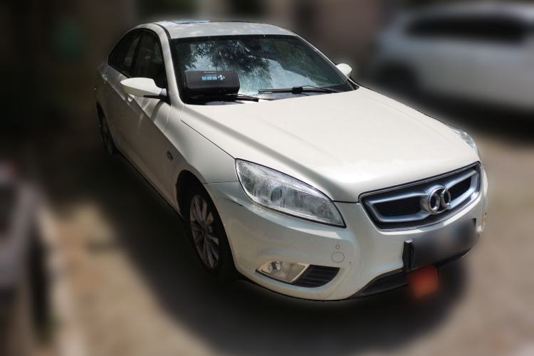Used BAIC Senova D50 2014 1.5L manual comfort version Front Right 45 Deg