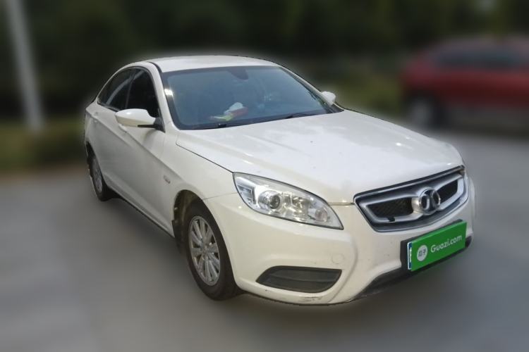 Used BAIC Senova D50 2014 1.5L manual standard version Front Right 45 Deg