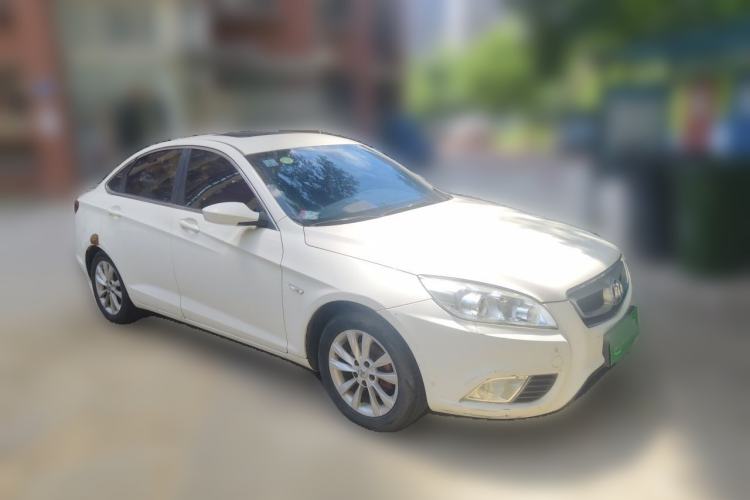 Used BAIC Senova D50 2014 1.5L manual comfort version Front Right 45 Deg